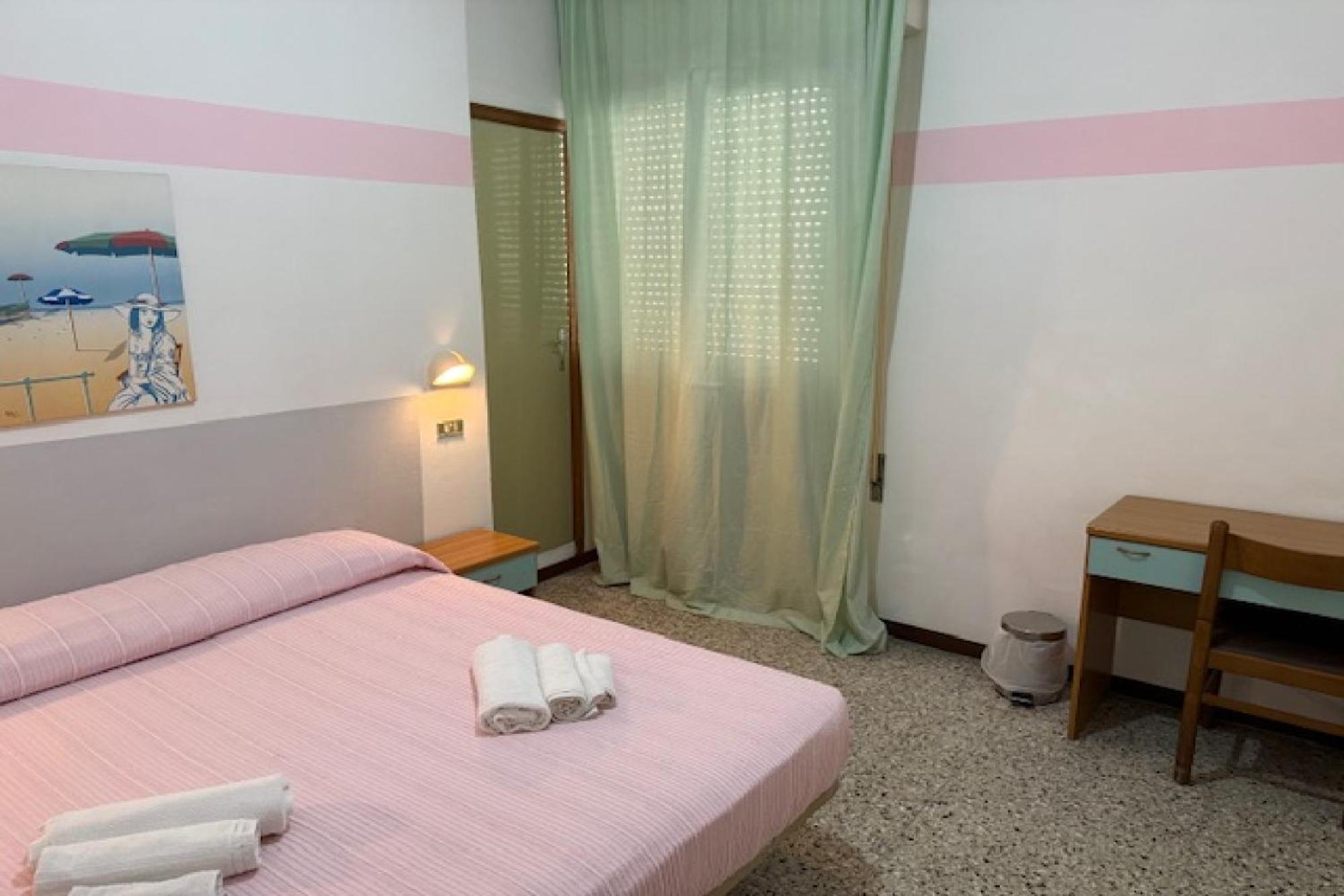 Hotel Nives Rimini Exteriör bild