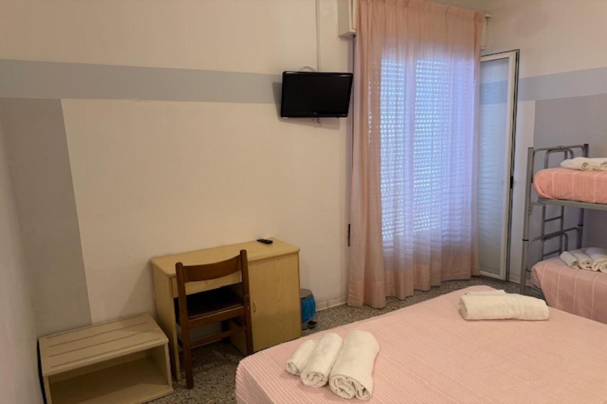 Hotel Nives Rimini Exteriör bild