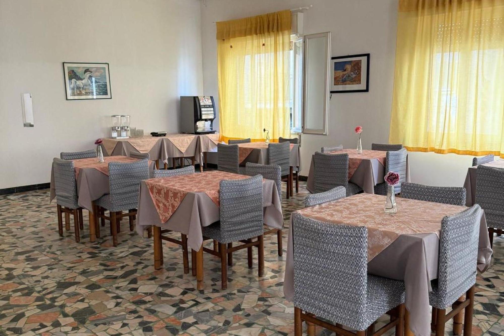 Hotel Nives Rimini Exteriör bild